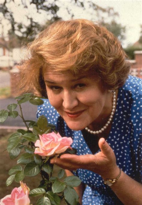 bucket keeping up appearances|hyacinth bucket son's name.